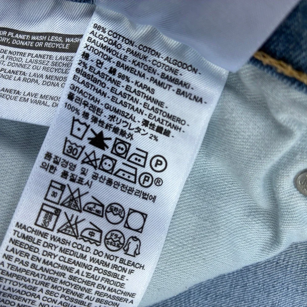 Levis 505 Regular Fit Jeans Mens 37x31 Light Wash Blue Straight Leg Denim Pants